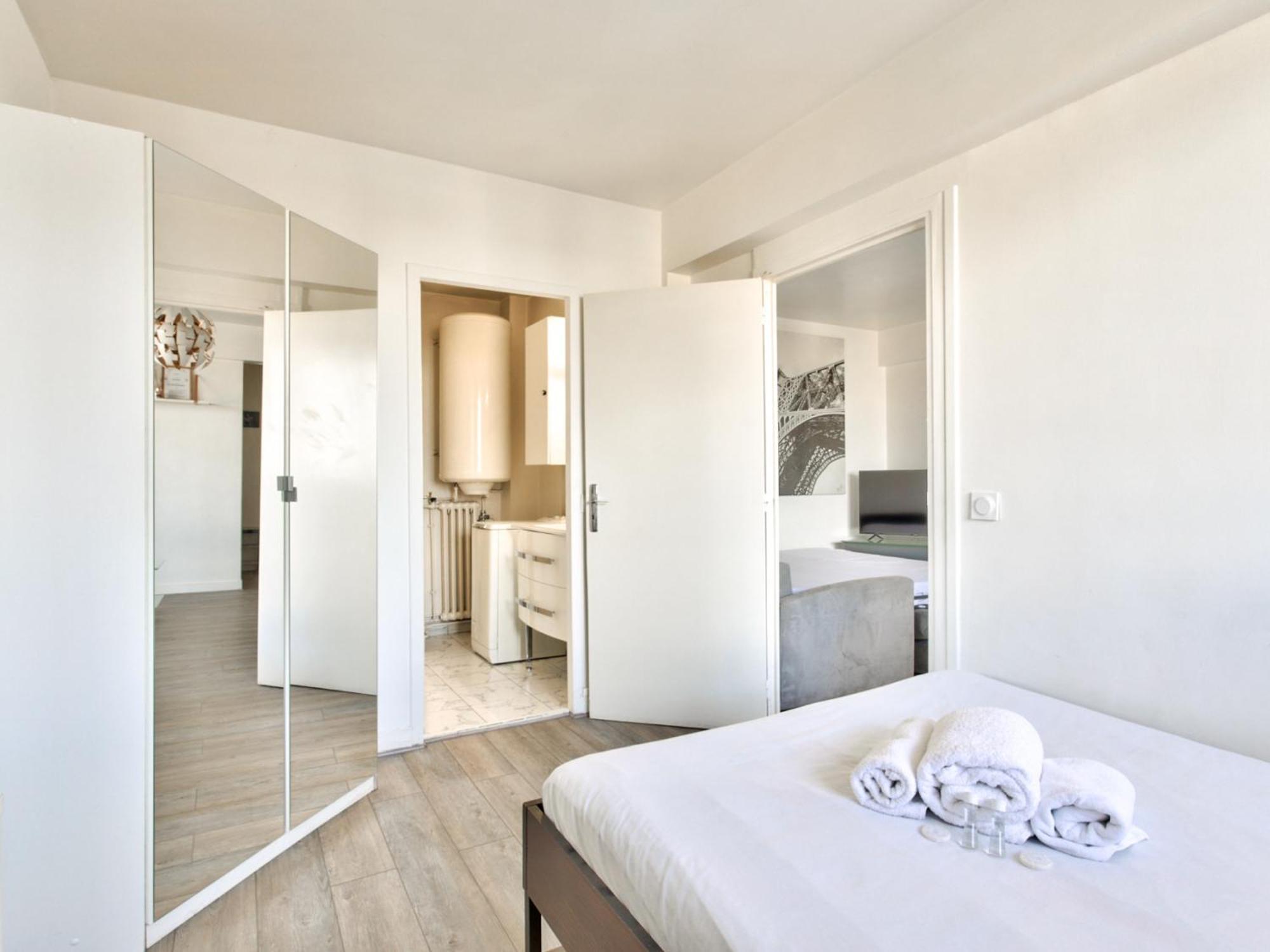 Le Grand Paris Apartment Ла Курньов Екстериор снимка