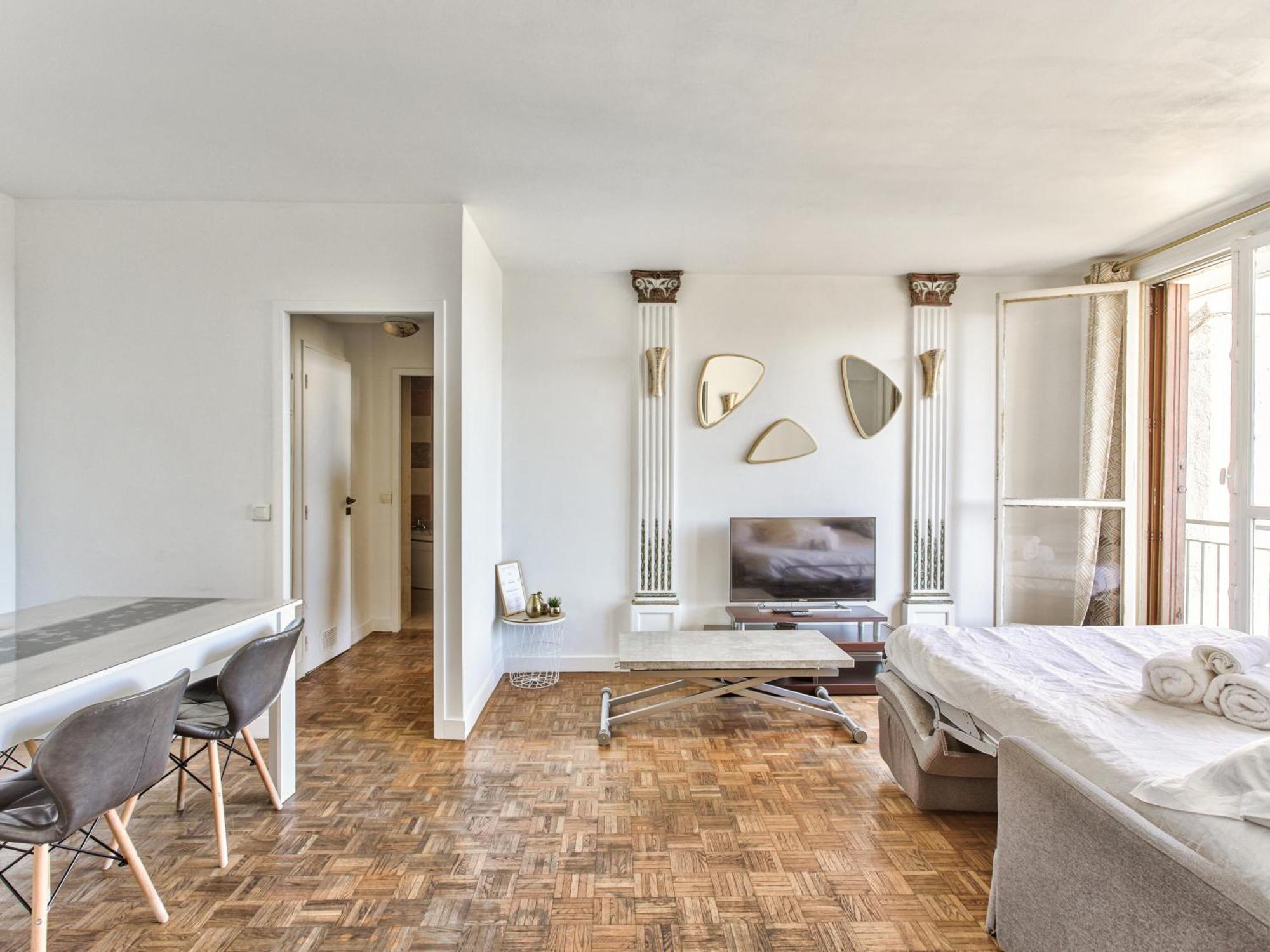 Le Grand Paris Apartment Ла Курньов Екстериор снимка